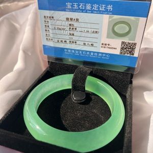 Closing sale: brand new real natural jade bangle